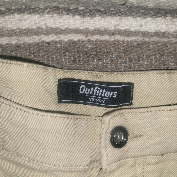 Dress pants & Casual - Picture 8 of 16